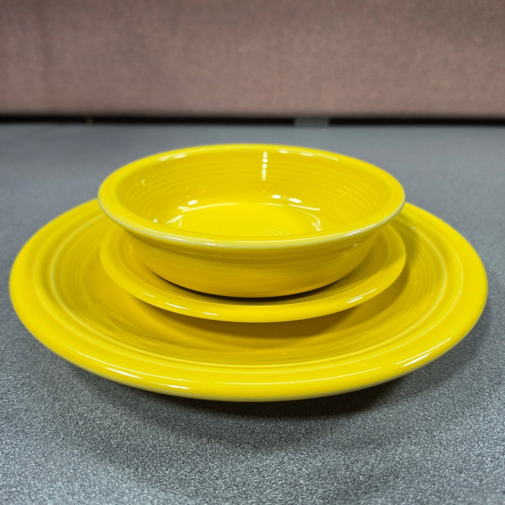 Fiestaware 3 Piece Dinnerware Set Sunflower Yellow Plates and Bowl Excellent